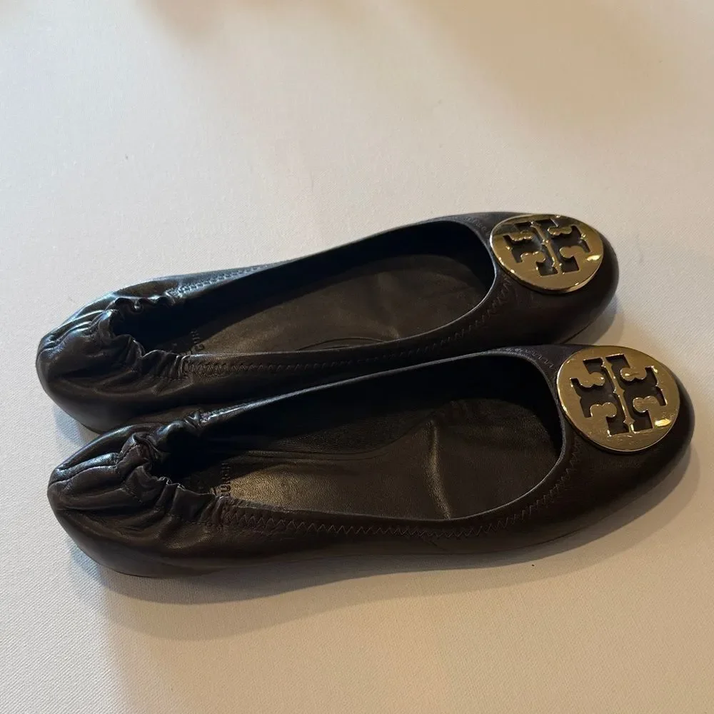 Tory Burch Women's Black Flats with Gold Logo